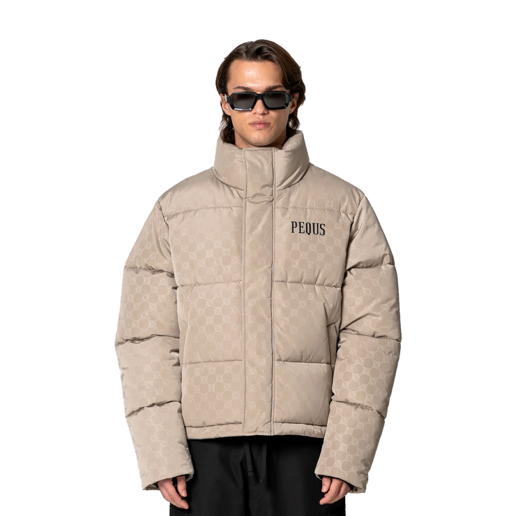 PEQUS Chest Logo Monogram Puffer Jacket dust gray