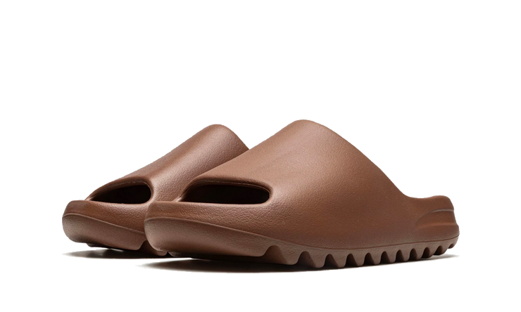 adidas Yeezy Slide Flax Seitenansicht