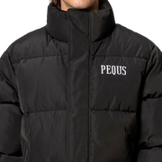 PEQUS Chest Logo Puffer Jacket black