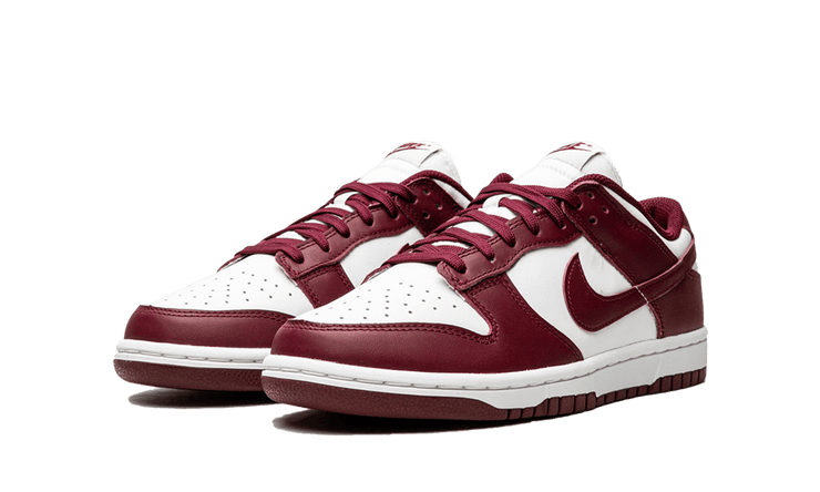 Nike Dunk Low Bordeaux (W) Seitenansicht