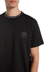 Carlo Colucci T-Shirt Basic Line Schwarz Logo auf der Brust (frontansicht)