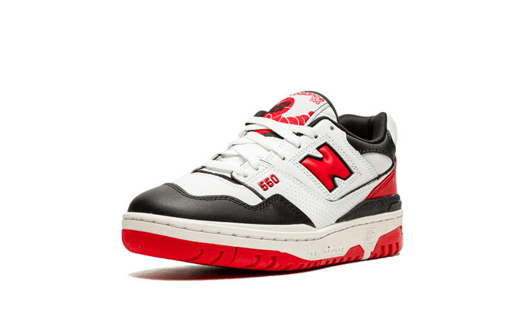 New Balance 550 White Red Black Frontansicht