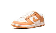 Nike Dunk Low Harvest Moon (W) Frontansicht