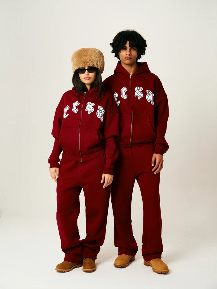 Model Männlich & Weiblich in CESA Classic C1 Zipper "BORDEAUX"