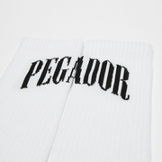 Pegador Schriftzug auf den Socken