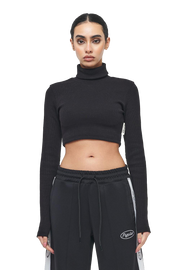 Model weiblich Pegador Zito Rib Cropped Turtelneck Longsleeve black