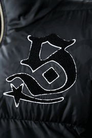 Synthez Puffer Vest black Monogram S-Logo auf der Vorderseite