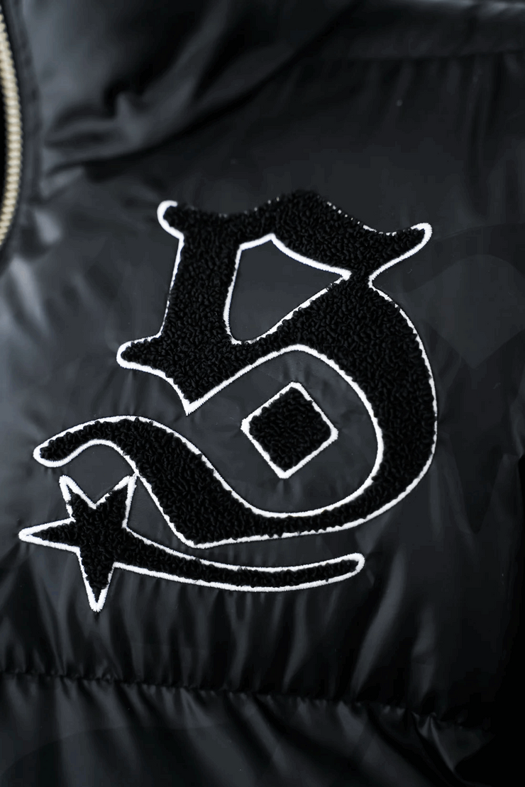 Synthez Puffer Vest black Monogram S-Logo auf der Vorderseite