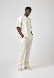 EightyFive Contrast Flared Jeans white Model Seitenansicht