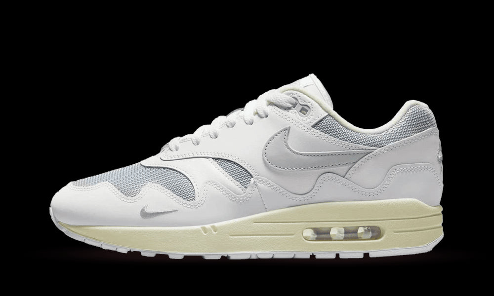 Nike air max 1 pure platinum mini swoosh best sale